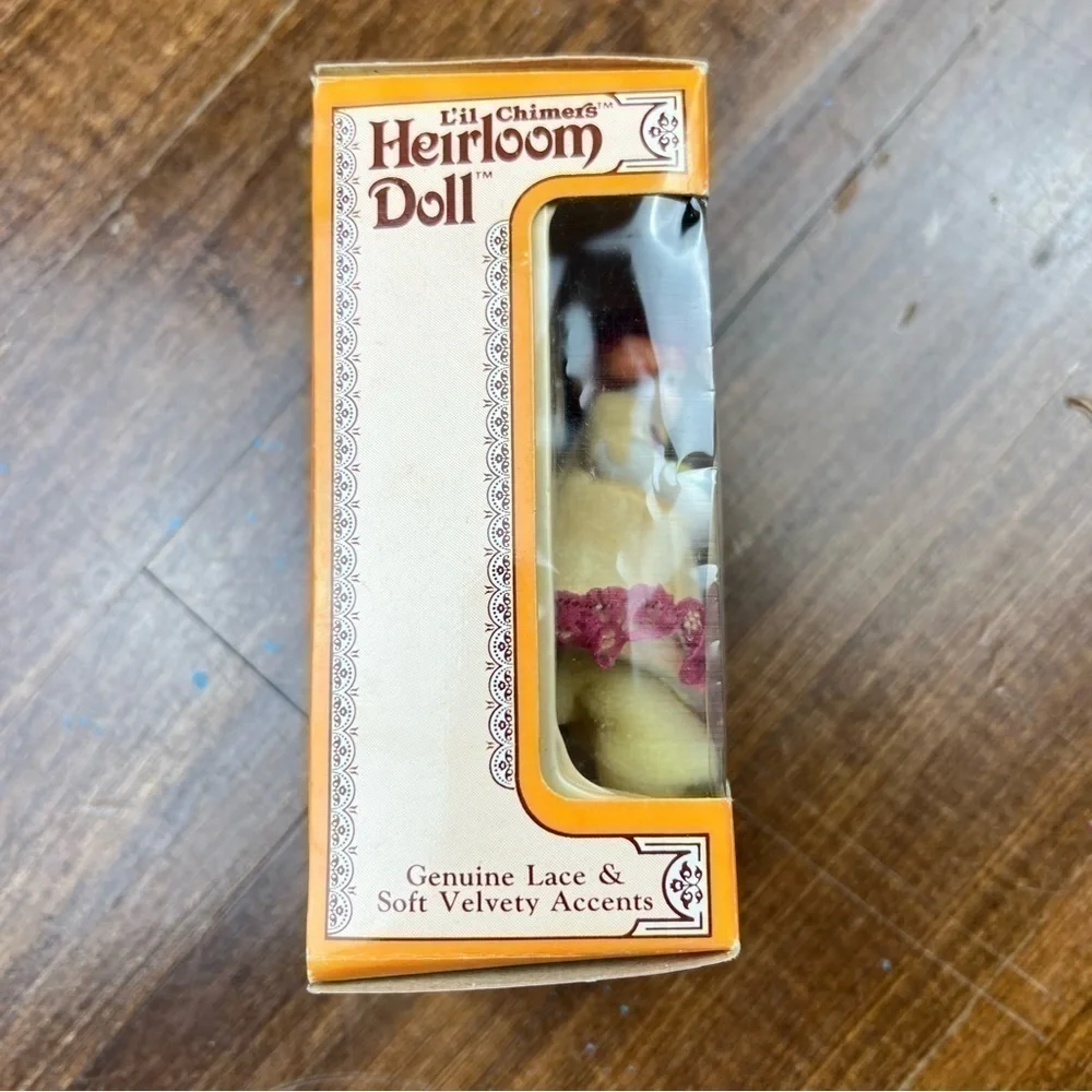 Jasco L'il Chimers Heirloom Doll Porcelain Bell Christmas Ornament #382 With Box